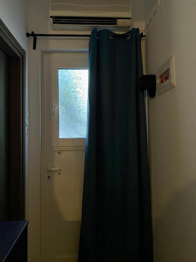Rania'S House Apartment เมธานา ภายนอก รูปภาพ